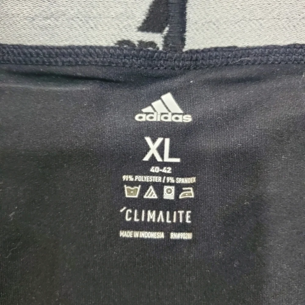 Adidas boxers‎